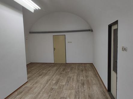 Pronájem - kanceláře, 54 m²