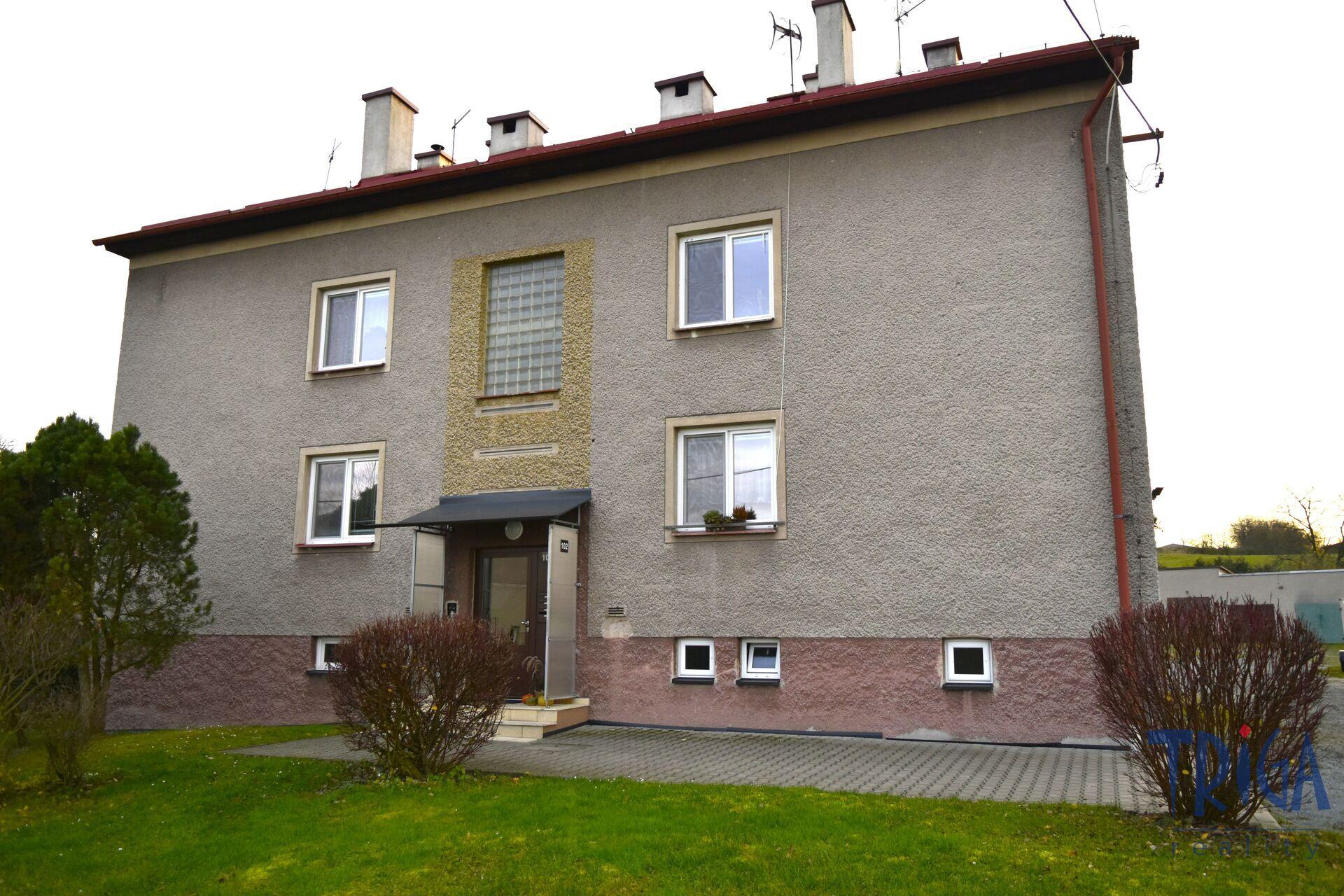 Slavětín nad Metují - Prodej bytu 3+1 s garáží