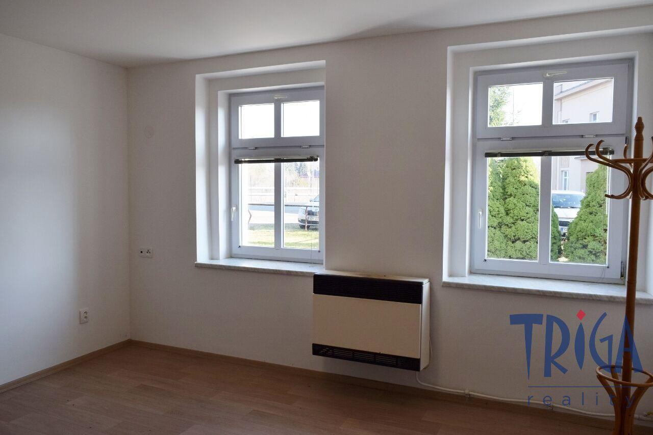 Dvůr Králové n. L. - Dlouhodobý pronájem bytu 1+kk