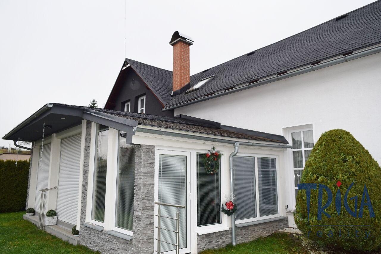 Batňovice - Prodej poloviny dvojdomku s letní kuchyní a terasou