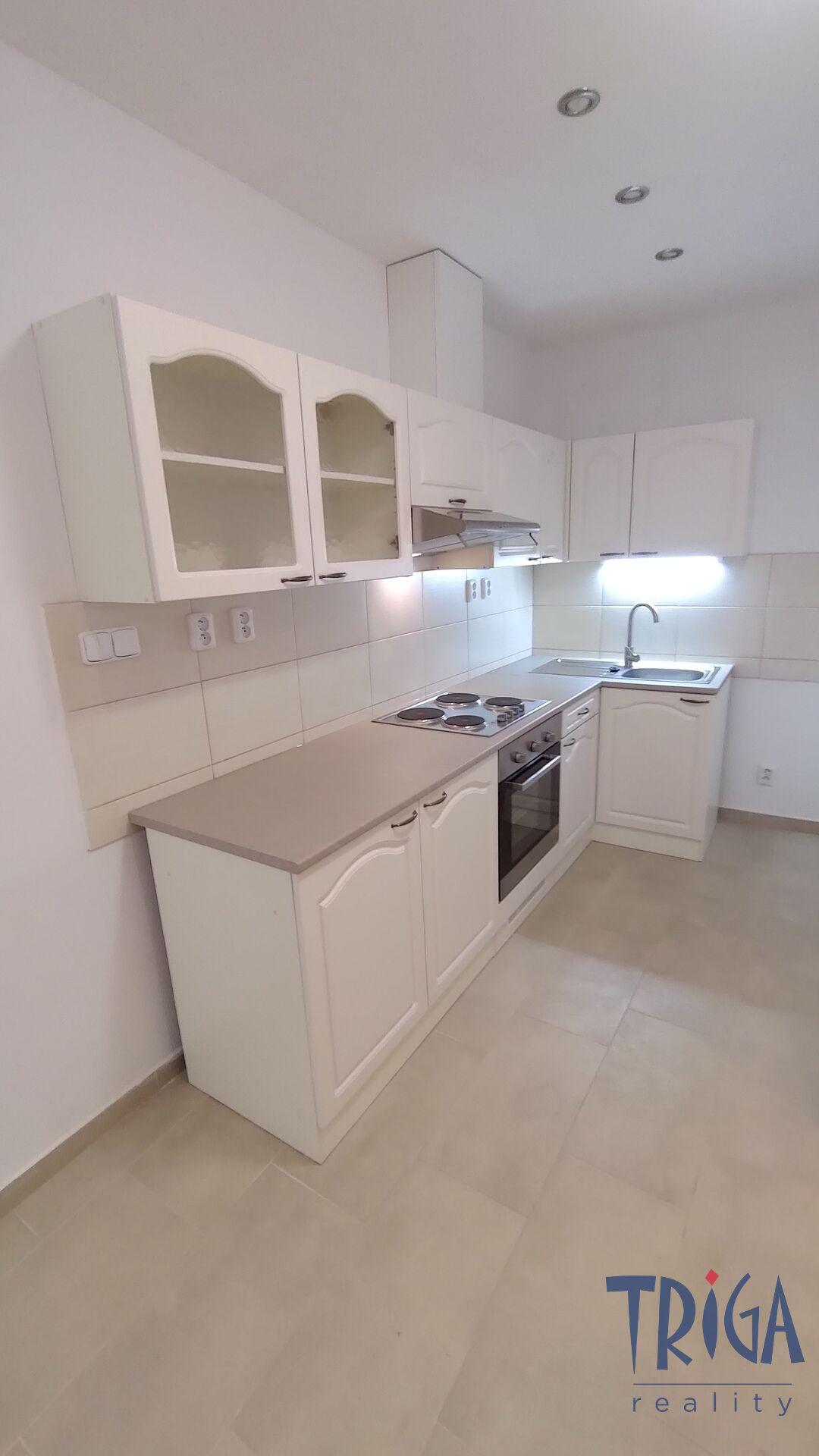 Jaroměř - Pronájem bytu 1+KK