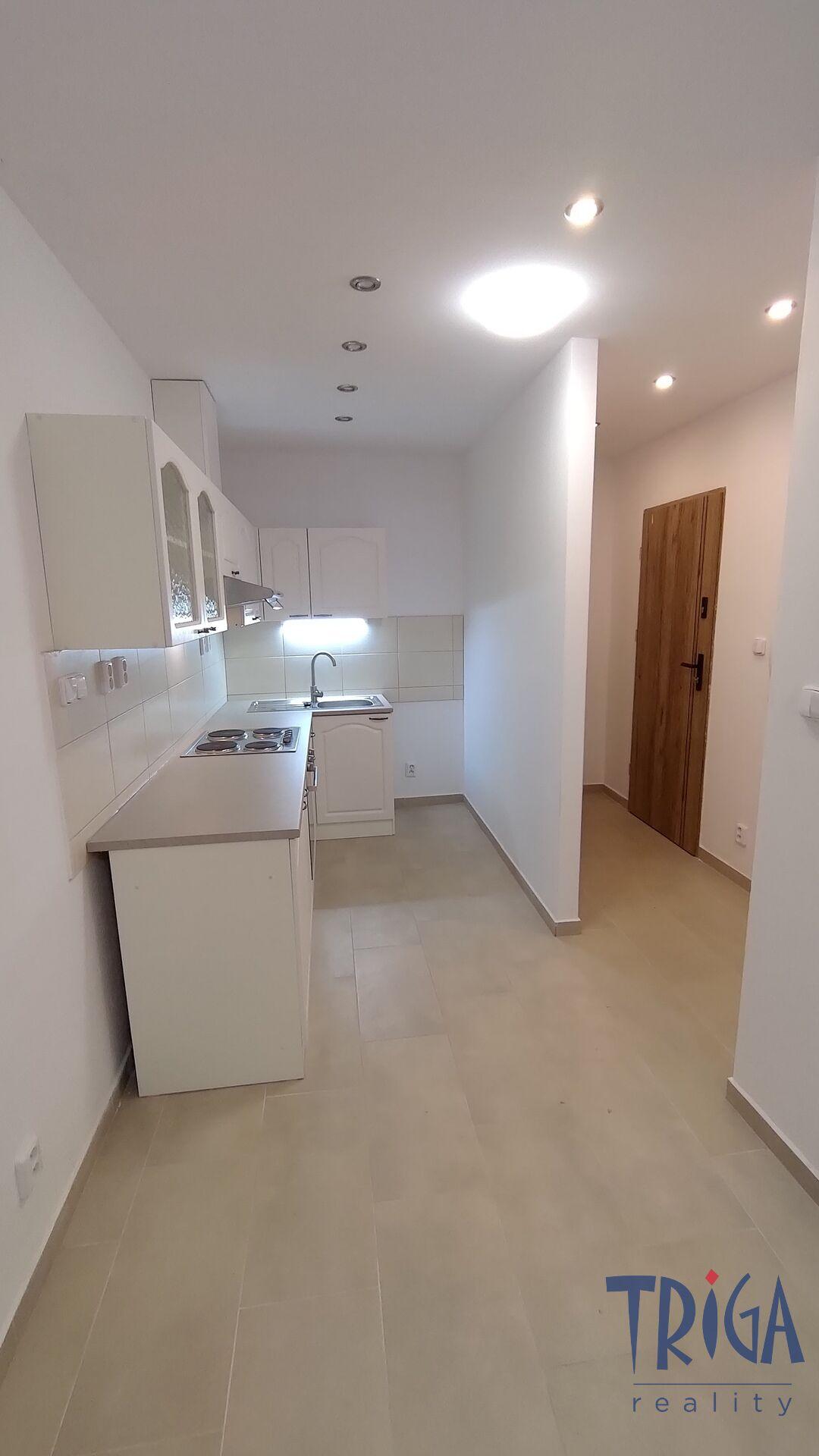 Jaroměř - Pronájem bytu 1+KK