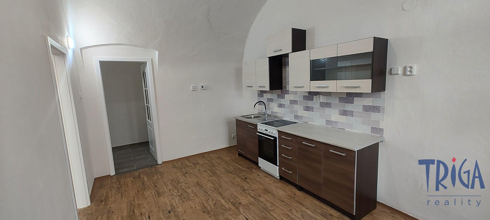 Jaroměř - Josefov: Pronájem bezbariérového bytu 2+KK