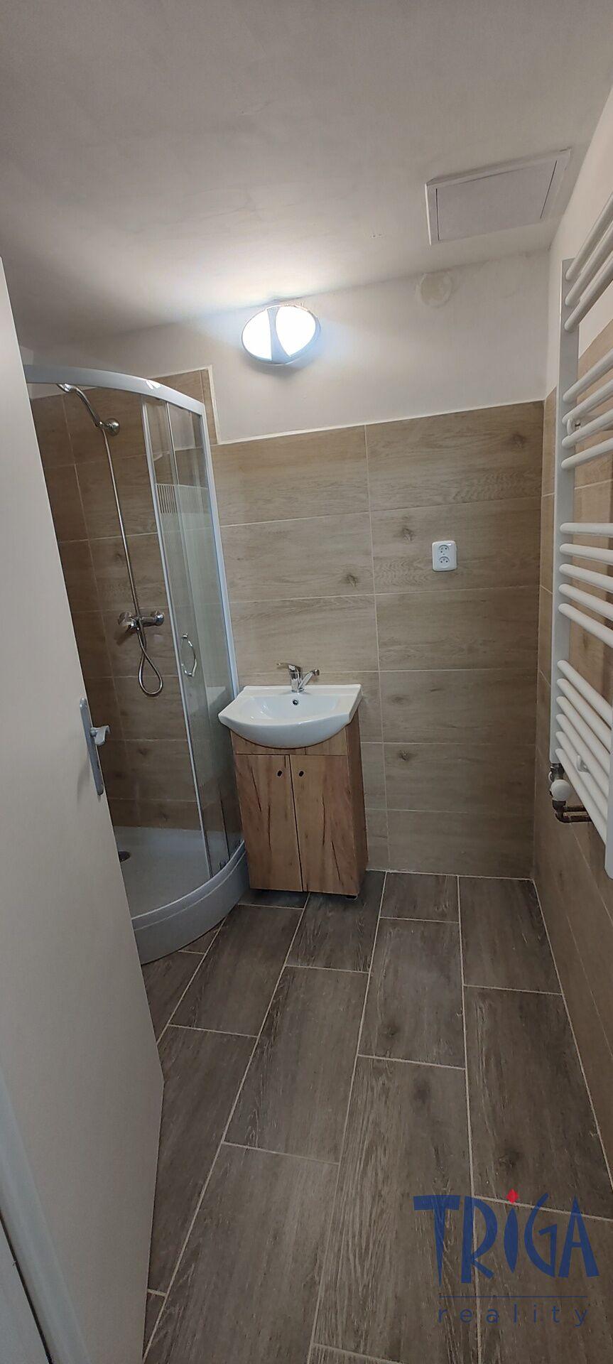 Jaroměř - Josefov: Pronájem bezbariérového bytu 2+KK