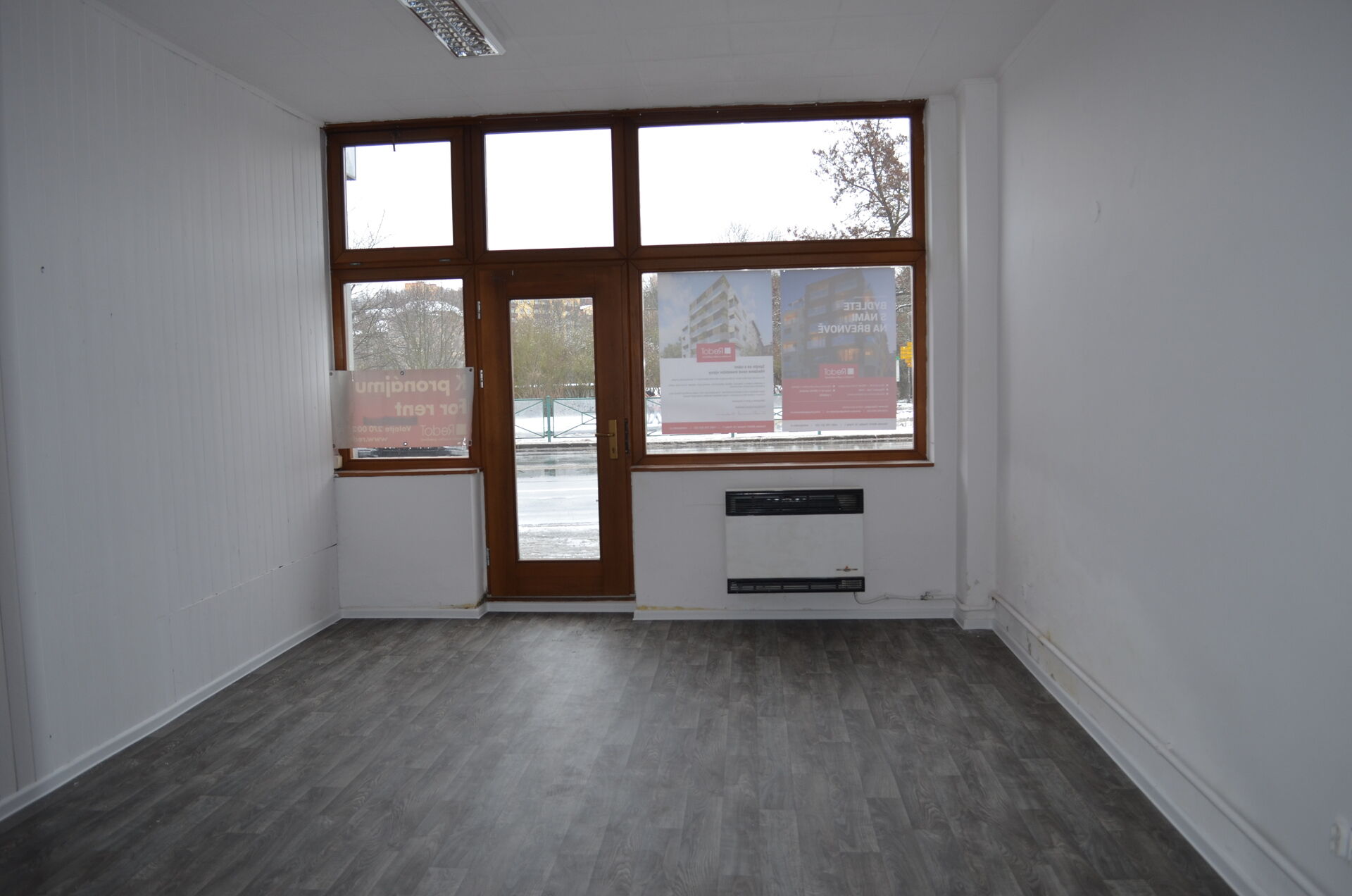 Pronájem obchodních prostor v centru Karlových Varů, 76 m2, ul. náměstí Republiky