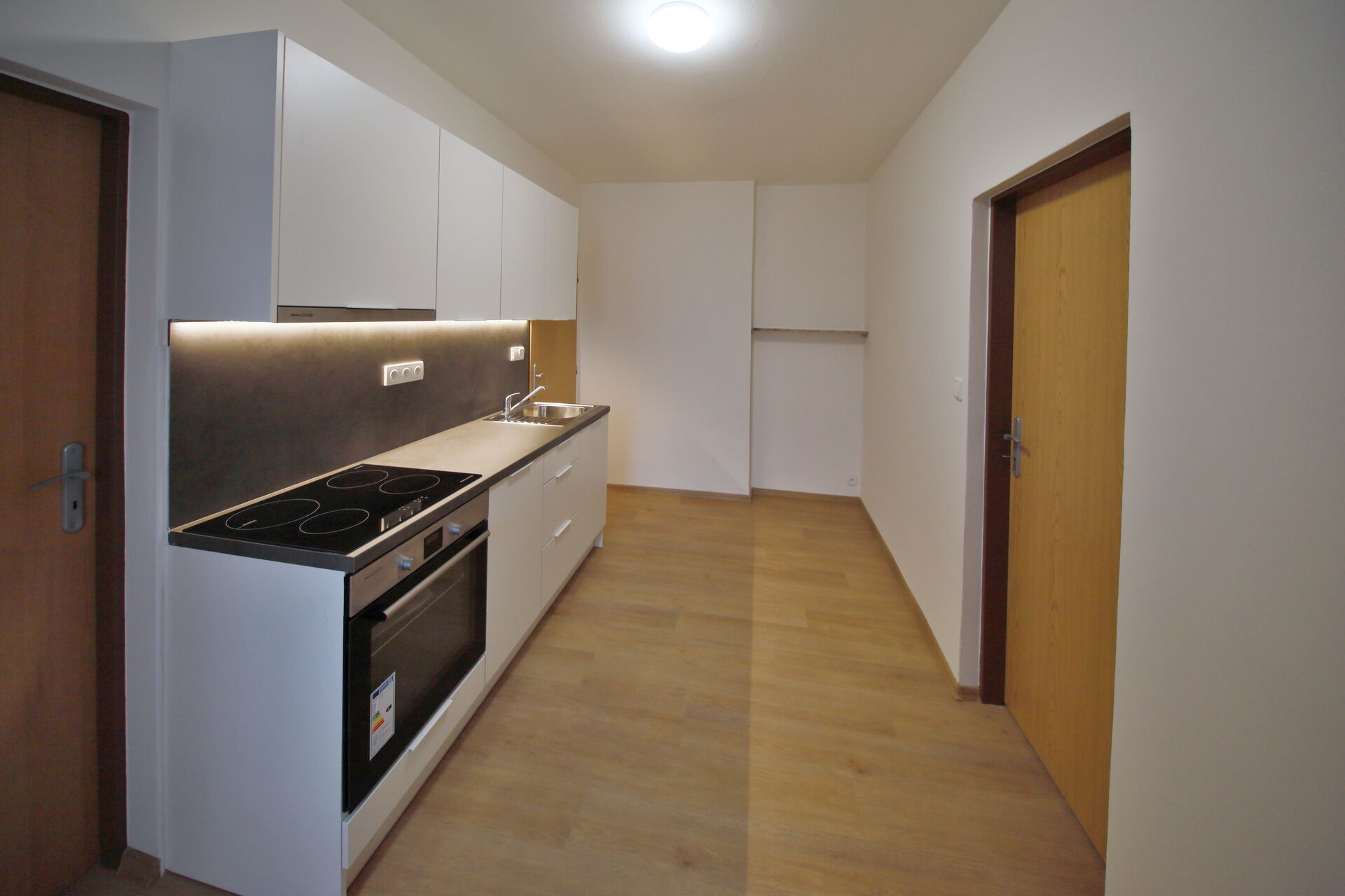 Pronájem bytu 2+1, 36 m2, Doubí Karlovy Vary