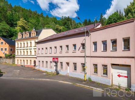 . | Prodej - nájemní dům, 750 m²