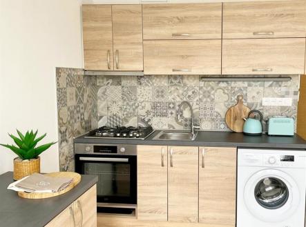 . | Pronájem bytu, 1+1, 38 m²