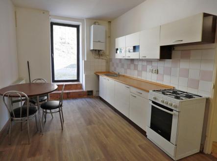 Prodej - dům/vila, 750 m²