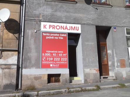 Pronájem - obchodní prostor