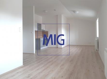 20220927_145836 | Pronájem bytu, 1+kk, 37 m²