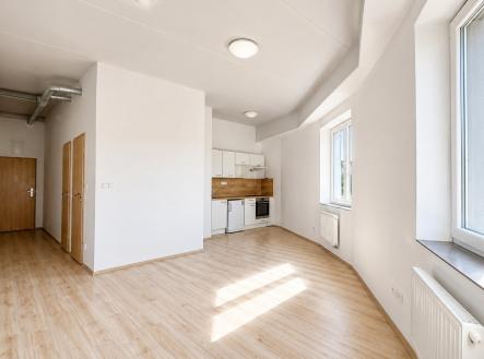 pokoj | Pronájem bytu, 1+kk, 34 m²