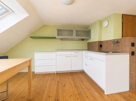 5 | Pronájem bytu, 1+kk, 64 m²