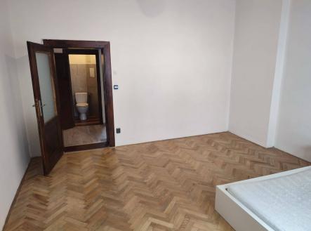 Bez popisku | Pronájem bytu, 1+1, 40 m²