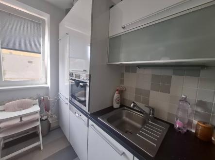 Bez popisku | Prodej bytu, 2+1, 60 m²