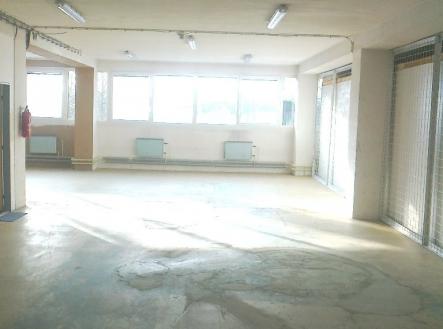 1.patro sklad_1 | Pronájem - komerční objekt, sklad, 404 m²