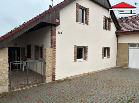 16 | Prodej - dům/vila, 280 m²