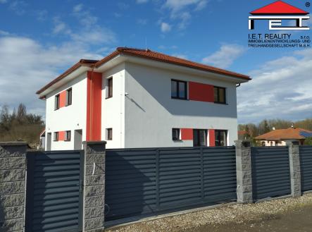 Pronájem - dům/vila, 130 m² obrázek