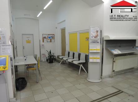 Pronájem - obchodní prostor, 270 m² obrázek