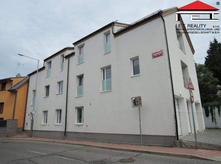 Prodej bytu, 1+kk, 28 m² obrázek