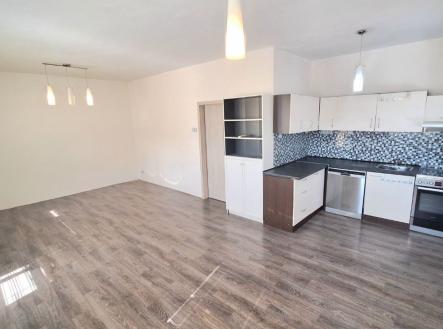 . | Prodej bytu, 3+kk, 71 m²