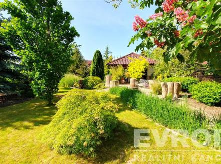 . | Prodej - dům/vila, 295 m²
