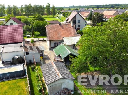 . | Prodej - dům/vila, 128 m²