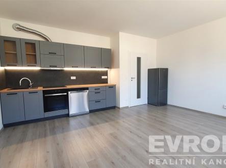 . | Prodej bytu, 1+kk, 35 m²