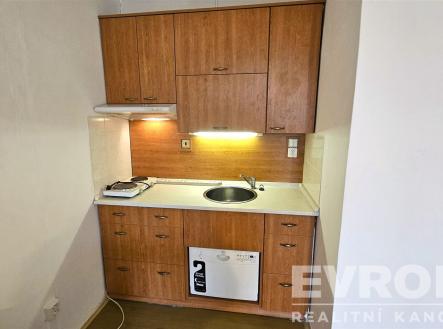 . | Prodej bytu, 1+kk, 34 m²