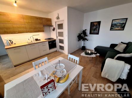 Pronájem bytu, 3+kk, 57 m² obrázek