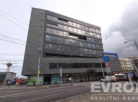 . | Pronájem - kanceláře, 17 m²