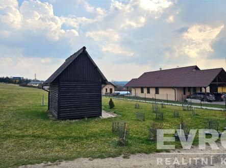 . | Pronájem - pozemek, zahrada, 300 m²