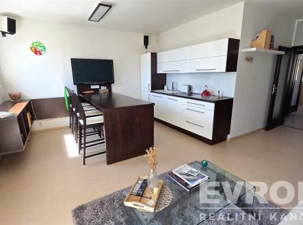 . | Prodej bytu, 2+kk, 56 m²