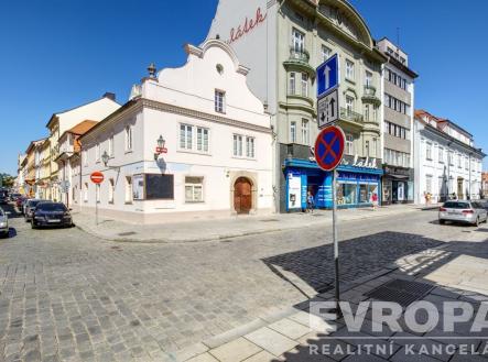 . | Pronájem bytu, 3+1, 95 m²