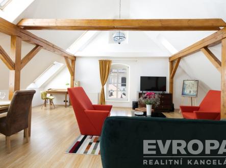 . | Pronájem bytu, 3+1, 95 m²