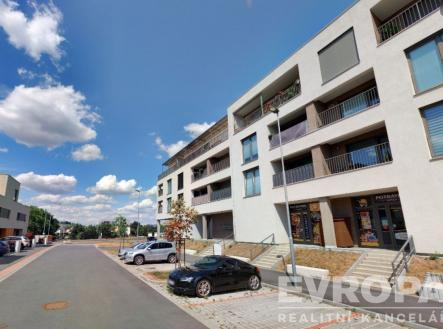 . | Pronájem bytu, 2+kk, 70 m²