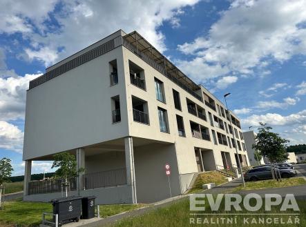 . | Pronájem bytu, 2+kk, 70 m²