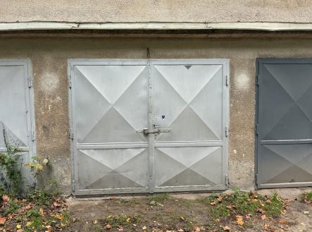 Pronájem - malý objekt/garáž