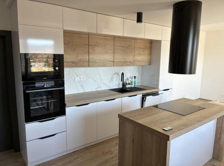 Pronájem bytu, 3+kk, 84 m²