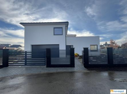 Fotka 4 | Prodej - dům/vila, 247 m²