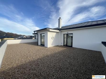 Fotka 1 | Prodej - dům/vila, 247 m²