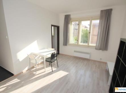 Fotka 1 | Pronájem bytu, 2+kk, 40 m²