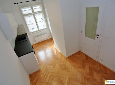 Fotka 2 | Pronájem bytu, 1+kk, 21 m²