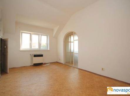 Fotka 3 | Pronájem bytu, 2+kk, 42 m²