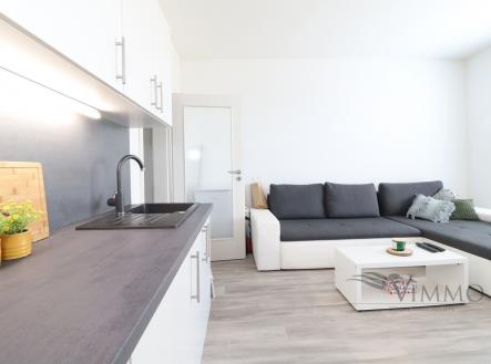 Pronájem bytu, 1+kk, 35 m² obrázek