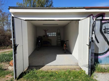 foto: 1 | Pronájem - malý objekt/garáž