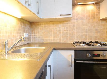 foto: 2 | Pronájem bytu, 2+1, 57 m²
