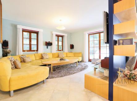 foto: 2 | Prodej - dům/vila, 299 m²