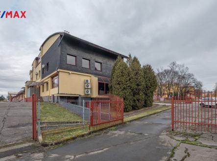 Prodej - dům/vila, 714 m²