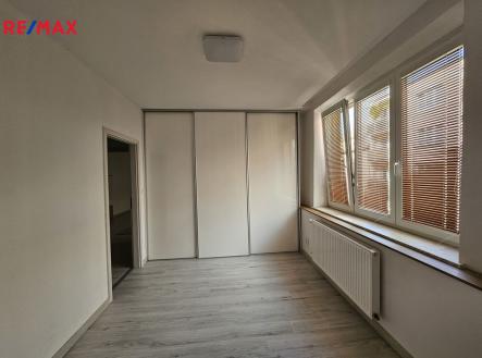 Pronájem bytu, 1+1, 50 m²